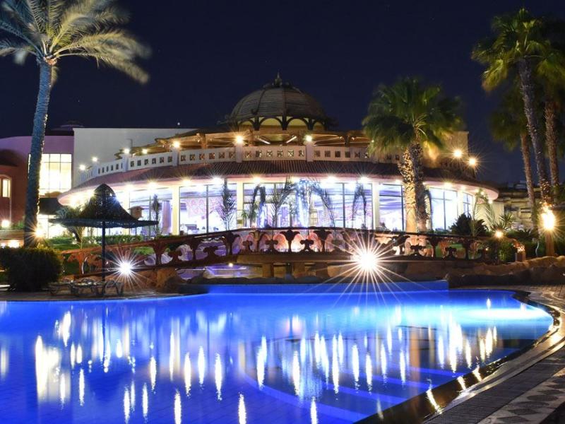 Parrotel Aqua Park Resort