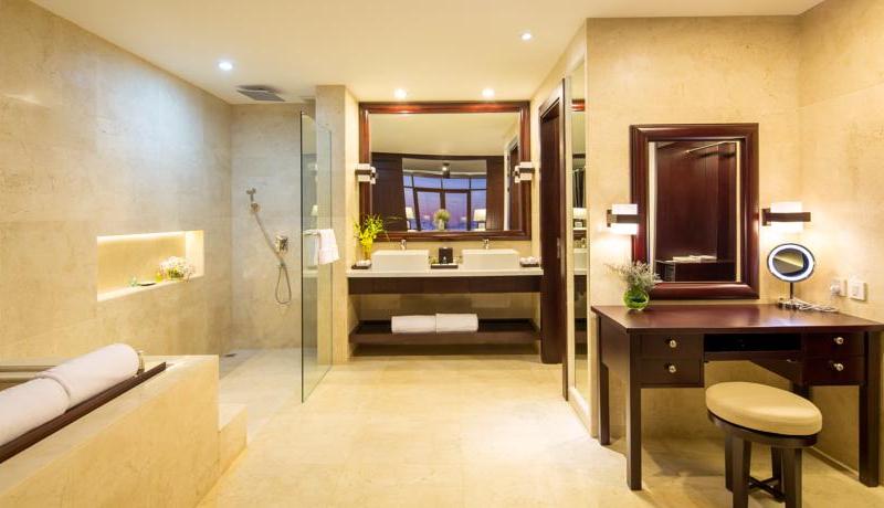 Golden Sand Resort & Spa