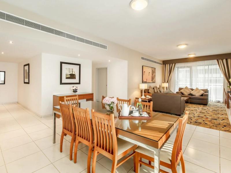 Golden Sands Hotel Apartments