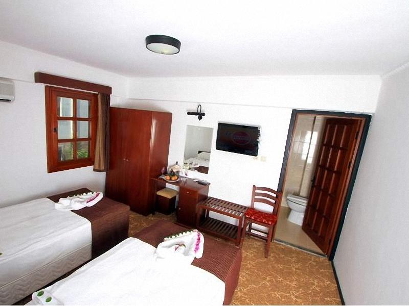 Sun & Sea Beach Hotel