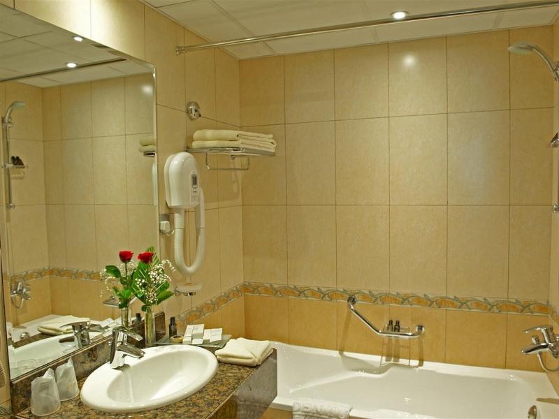 The Golden Tulip Sharjah Hotel Apartments