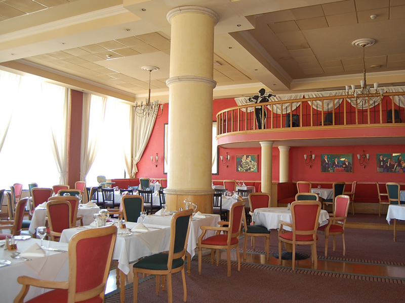 Golden Tulip Vivaldi Hotel