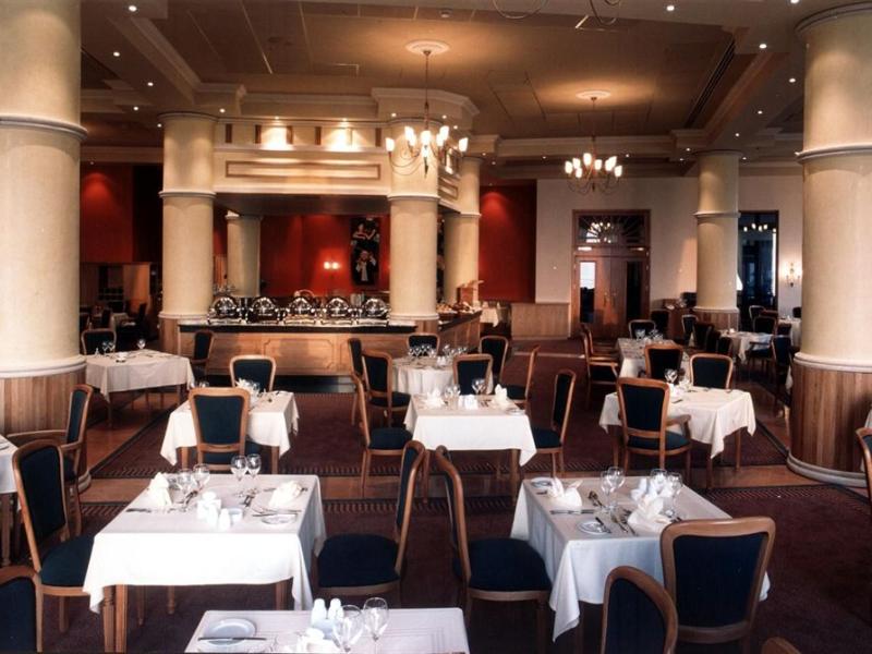 Golden Tulip Vivaldi Hotel