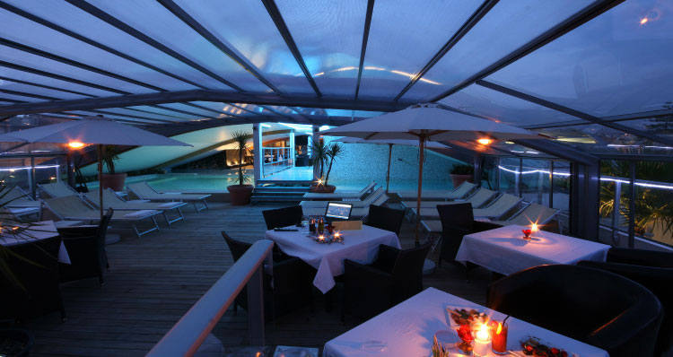 Goldstar Resort & Suites