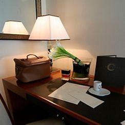 Goldstar Resort & Suites