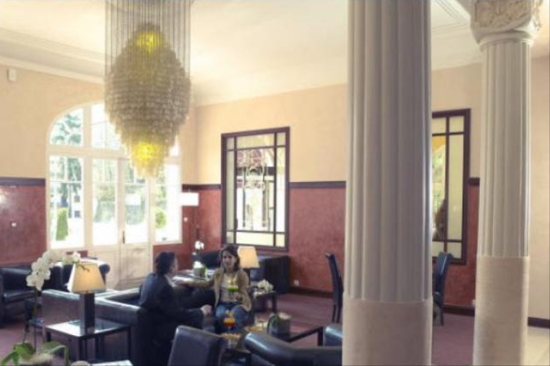 Golf Hotel