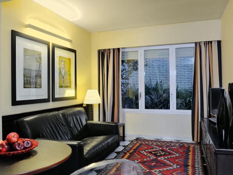 Gran Derby Suite Hotel