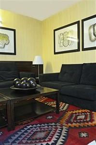 Gran Derby Suite Hotel