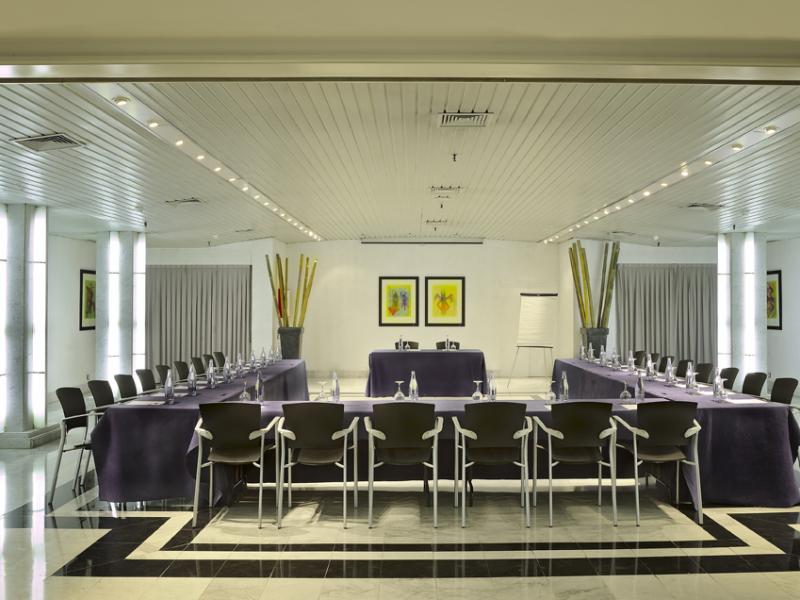 Gran Derby Suite Hotel