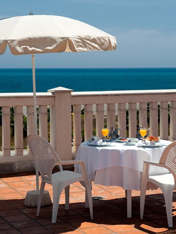 Elba Motril Beach & Business Hotel