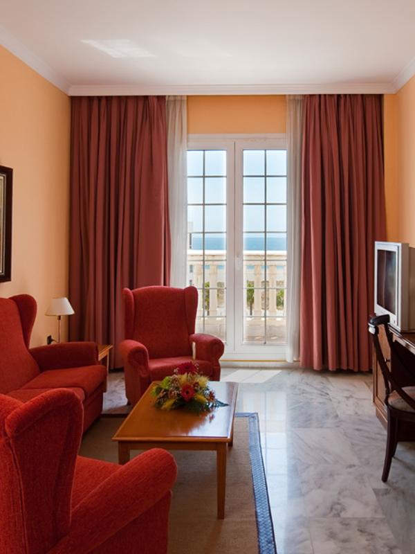 Elba Motril Beach & Business Hotel