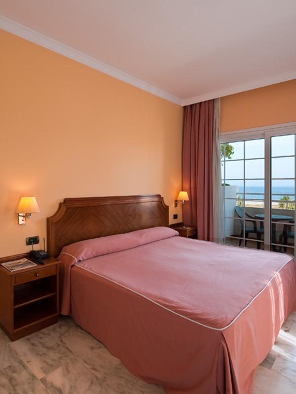 Elba Motril Beach & Business Hotel