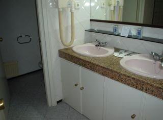 Hotel Macia Sevilla Kubb