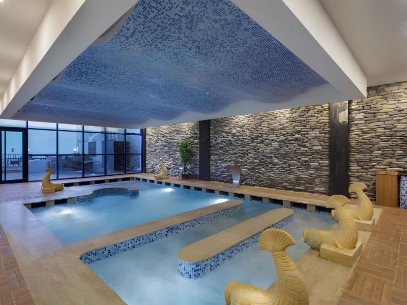 Granada Luxury Okurcalar