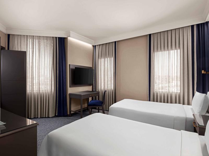 Grand Cevahir Hotel