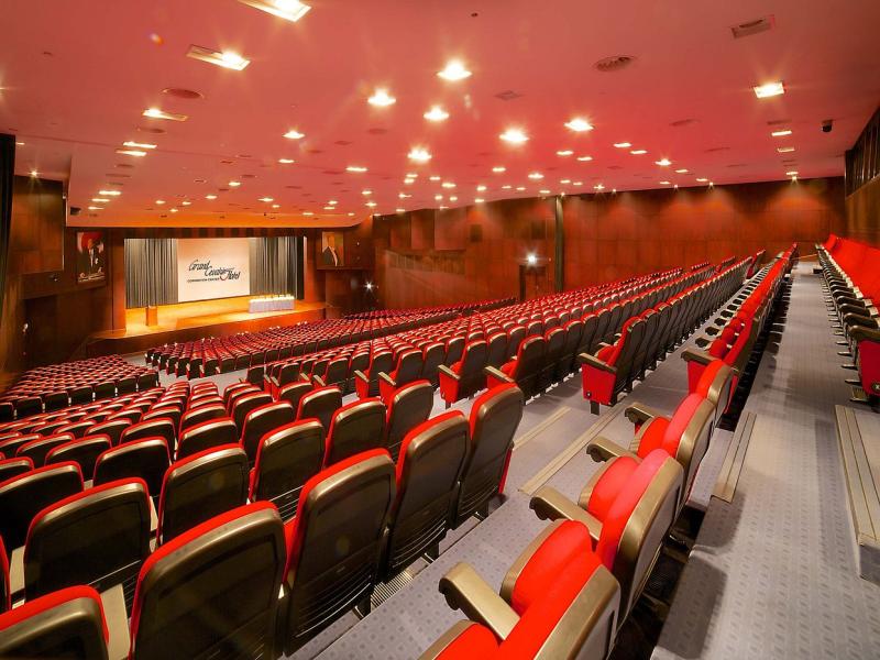 Grand Cevahir Hotel