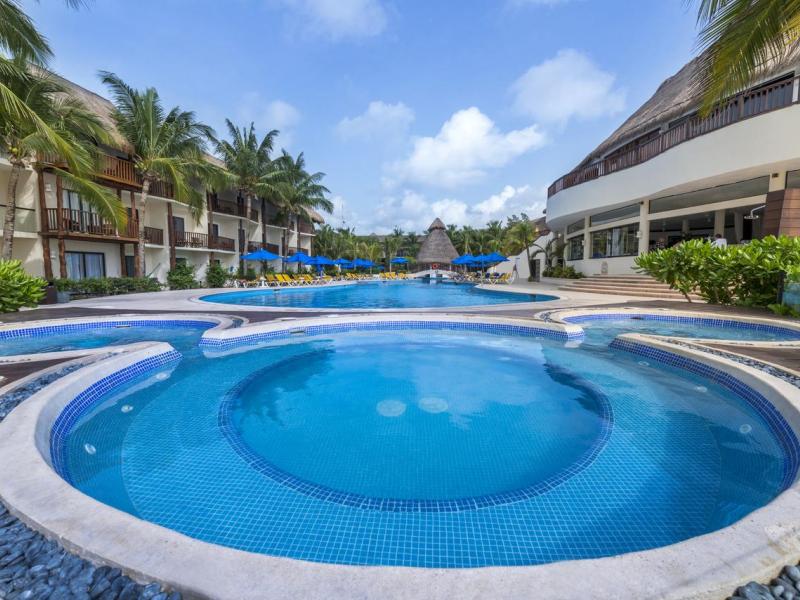 Reef Coco Beach