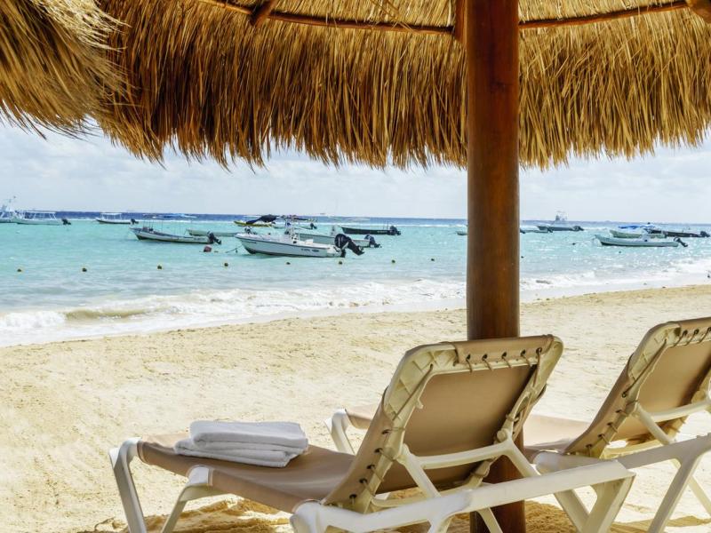 Reef Coco Beach