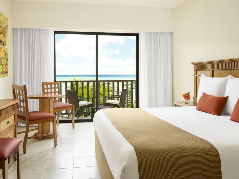 Reef Coco Beach