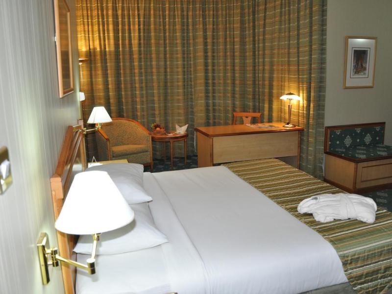 Grand Continental Flamingo