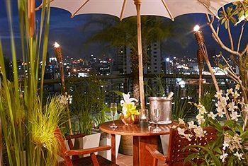 Grand Diamond Suites Hotel