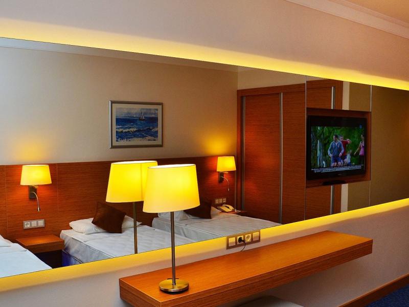 Club Hotel Grand Efe (Ozdere)