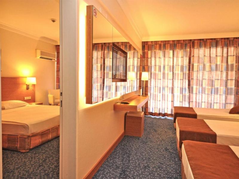 Club Hotel Grand Efe (Ozdere)