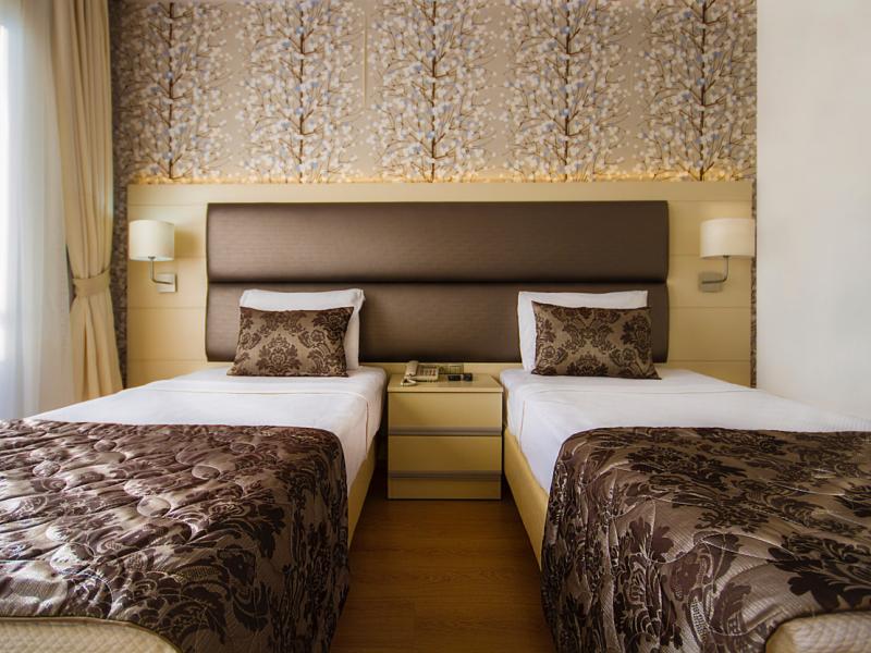 Grand Hotel Faros