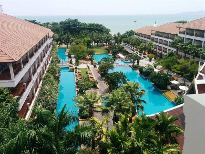 The Heritage Pattaya Beach Resort