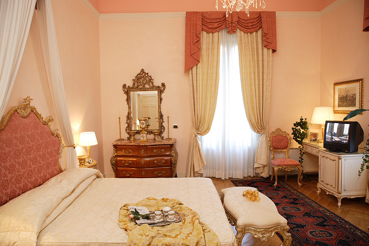 Grand Hotel & La Pace