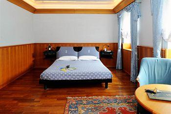 Grand Hotel Astoria