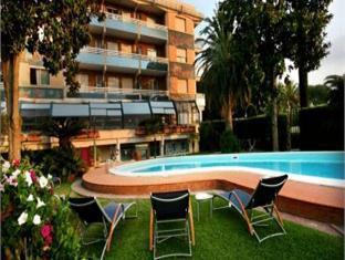 Garden Lido