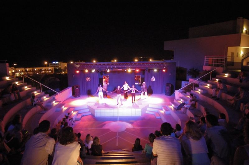 Grand Hotel Holiday Resort