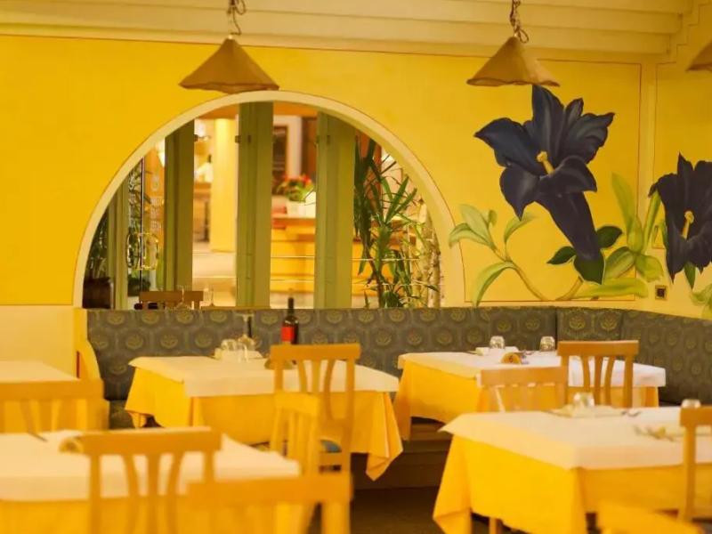 Grand Hotel Rabbi