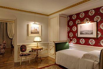 Grand Hotel Villa Cora