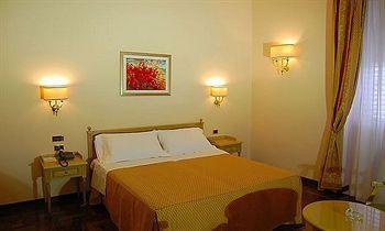 Grand Hotel Villa Politi