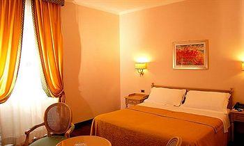 Grand Hotel Villa Politi