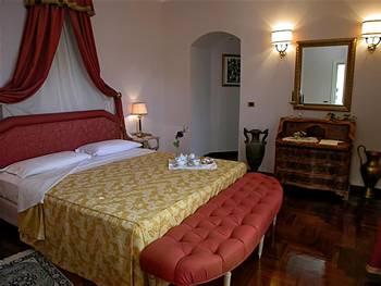 Grand Hotel Villa Politi