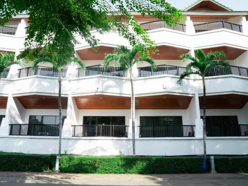 Grand Jomtien Palace