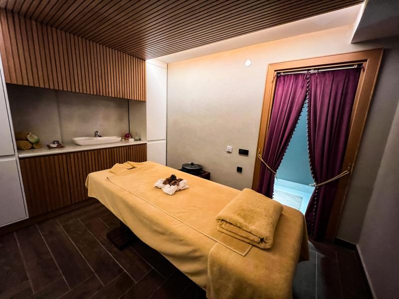 Grand Kartal Hotel