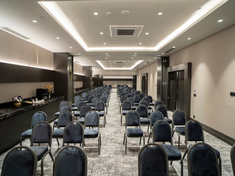 Arts Hotel Taksim