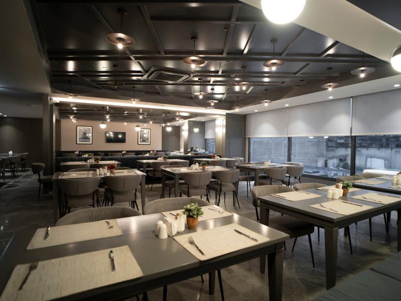 Arts Hotel Taksim