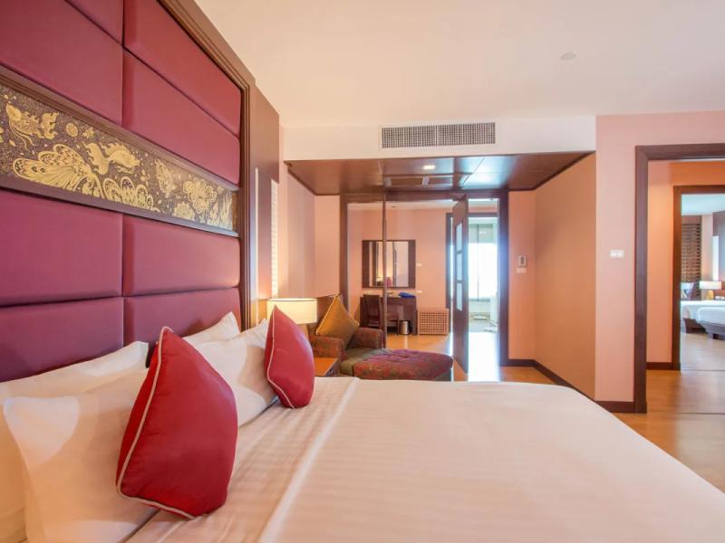 Grand Pacific Sovereign Resort & Spa
