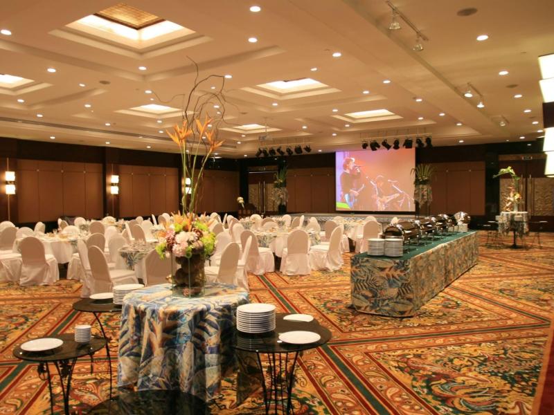 Grand Pacific Sovereign Resort & Spa