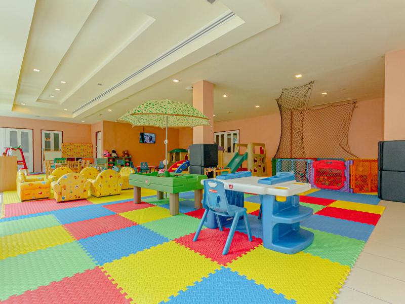 Grand Pacific Sovereign Resort & Spa