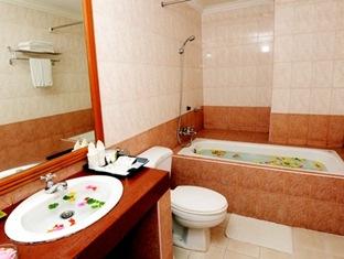 Grand Palace Hotel