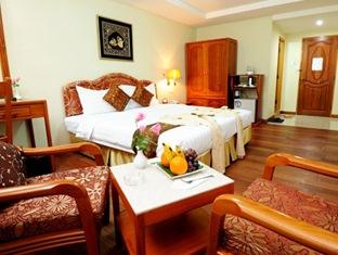 Grand Palace Hotel