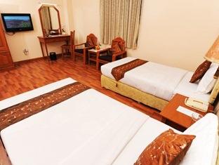 Grand Palace Hotel