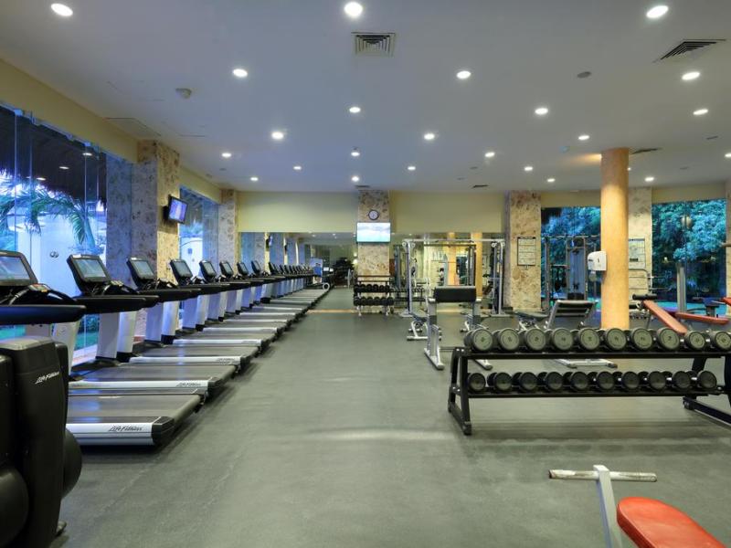 Grand Palladium Colonial Resort & Spa