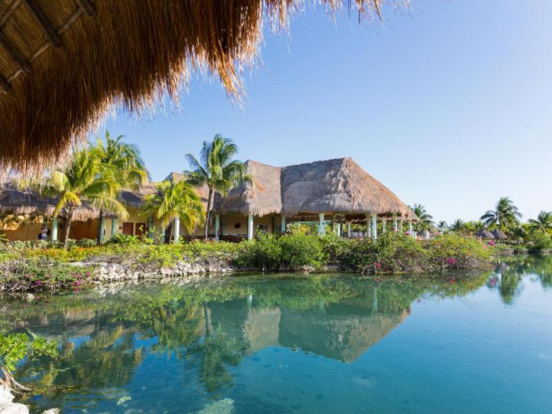 Grand Palladium Colonial Resort & Spa